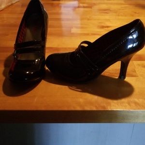 Black Bongo high heels